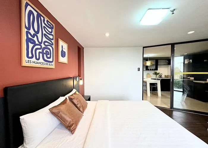 Apartment Artsy Loft 1br, 24-7concierge, Balcony *